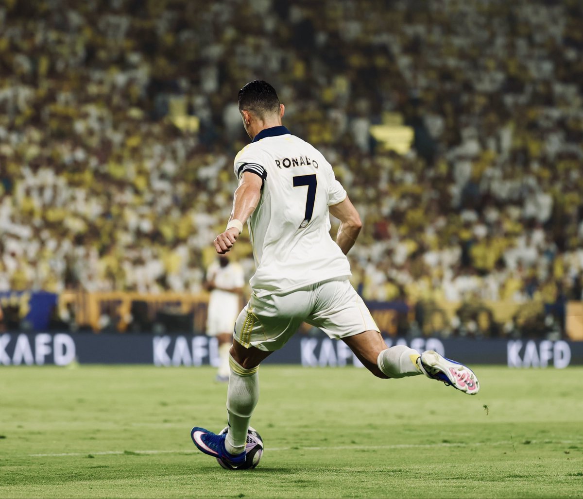 Ensta18's tweet photo. انتصر النصر على الجميع الف مبررروووك 💙💛
 #النصر_ضمك https://t.co/uS3nJkUXG5