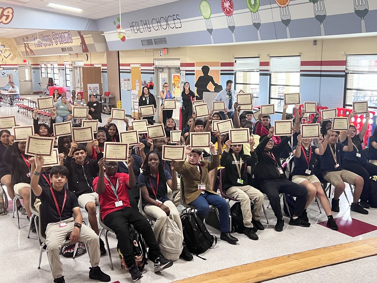 IMS_Indians's tweet photo. Shoutout to our amazing 7th graders! ππ Proud to celebrate their hard work, growth, and achievements at this morningβs awards ceremony. Keep shining! ππ #7thGradePride #IMSPride https://t.co/GVr4kjH59s