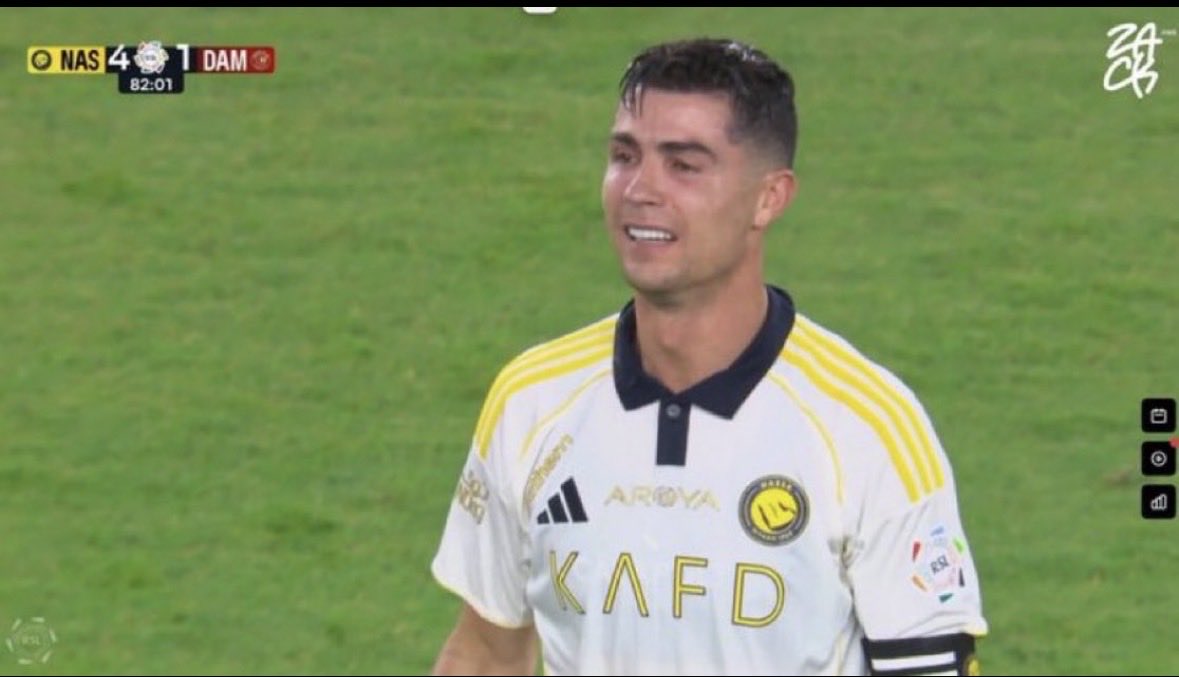 abunjooood's tweet photo. الف مبروك #النصر بقيادة كرستيانو رونالدو يحقق بطولة الدوري السعودي 🇸🇦⚽
نسخة تاريخية مثيرة لآخر جولة 🔥 
هاردلك لبقية المنافسين
#النصر_ضمك #دوري_روشن https://t.co/0y0H9OUimU