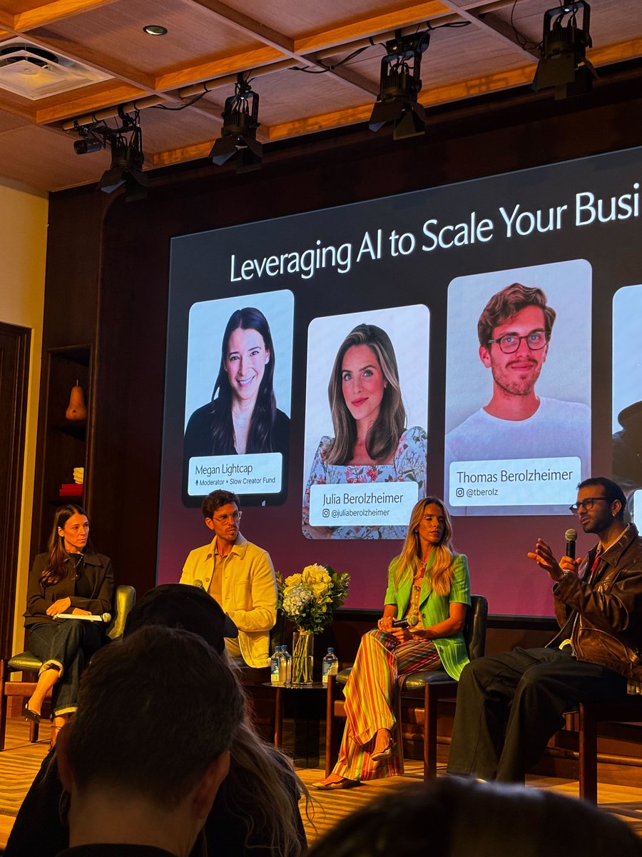 withdelphi's tweet photo. Julia Berolzheimer, Thomas Berolzheimer, and Will Lasry walked through how they actually use AI beyond content: product roadmaps, ops, revenue. https://t.co/Qy7Qde7BFE