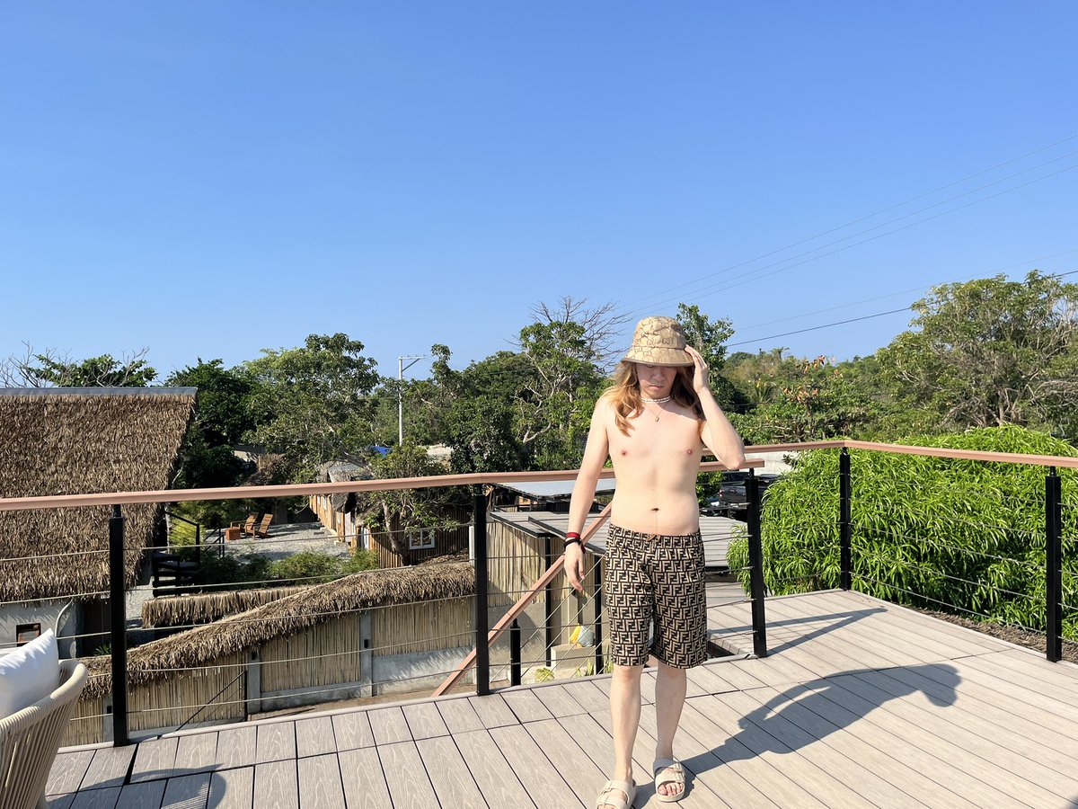 imNOkorean's tweet photo. Makin it extra fancy in heat! https://t.co/TGJ93kL7Hq