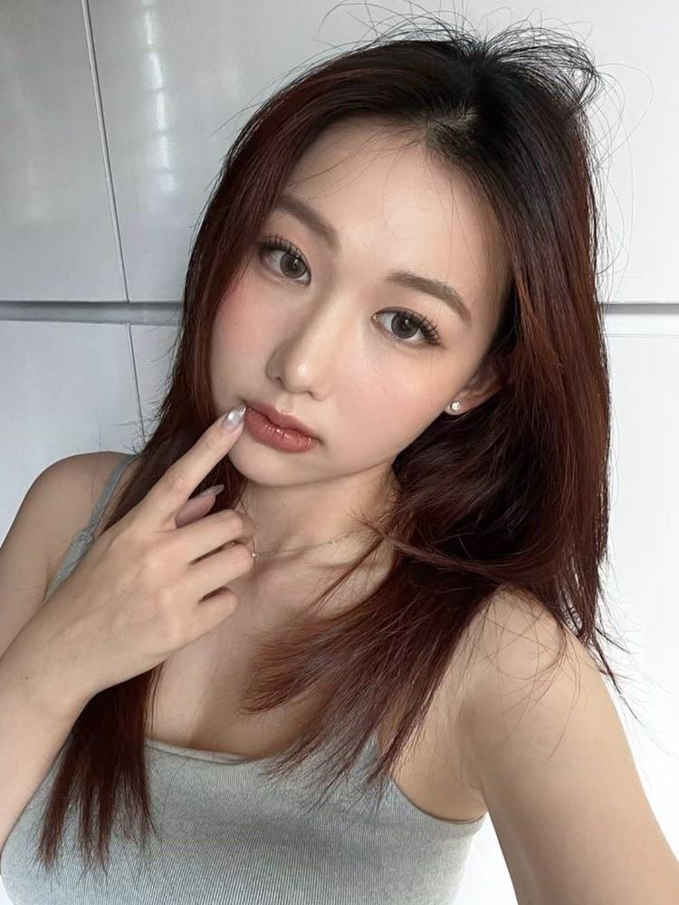 Hannahtanteoh's tweet photo. Zhîzwin got some insane body when it comes to bikini pics 😏💦 https://t.co/k07pTJzTXr