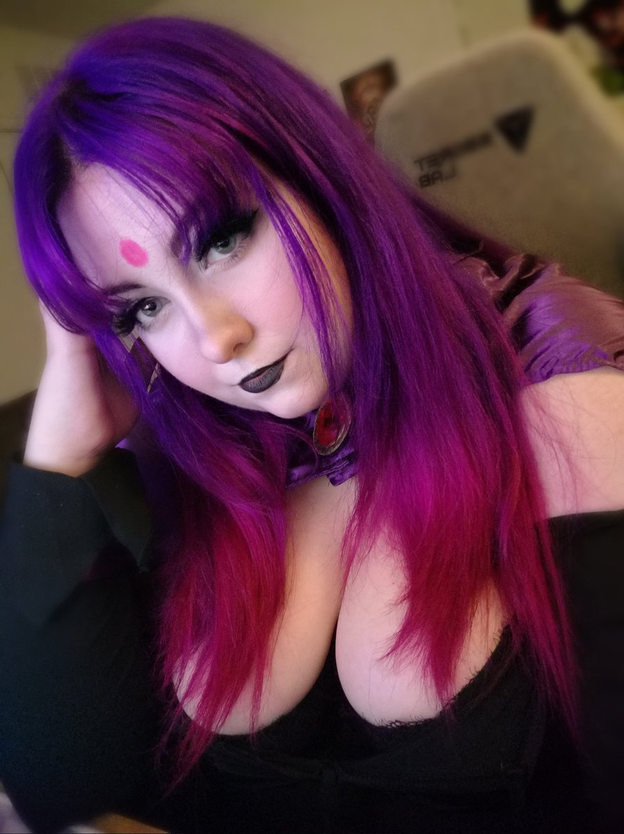 Battie 🦇💜 tweet media