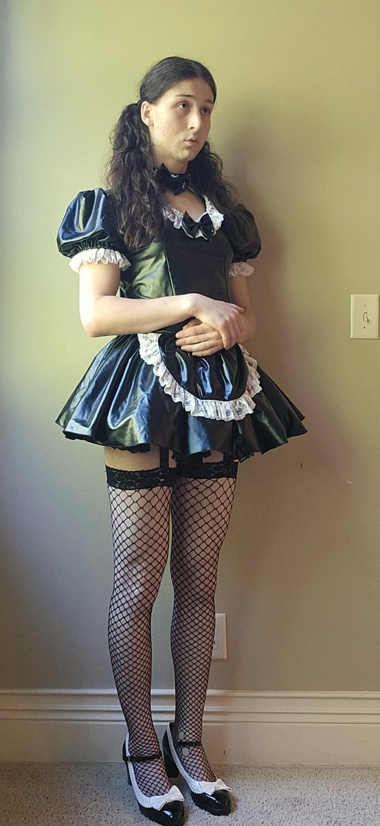 SissyMaidJanexx's tweet photo. Mulllllltiple chats going on different apps about filming some IRL #sissyhumiliation vids.. 😍 are you ready to see my total downfall soon? RT 🥵🥵
~
#sissy #exposedsissy #sissymaidjane https://t.co/yfOk4NsN4L