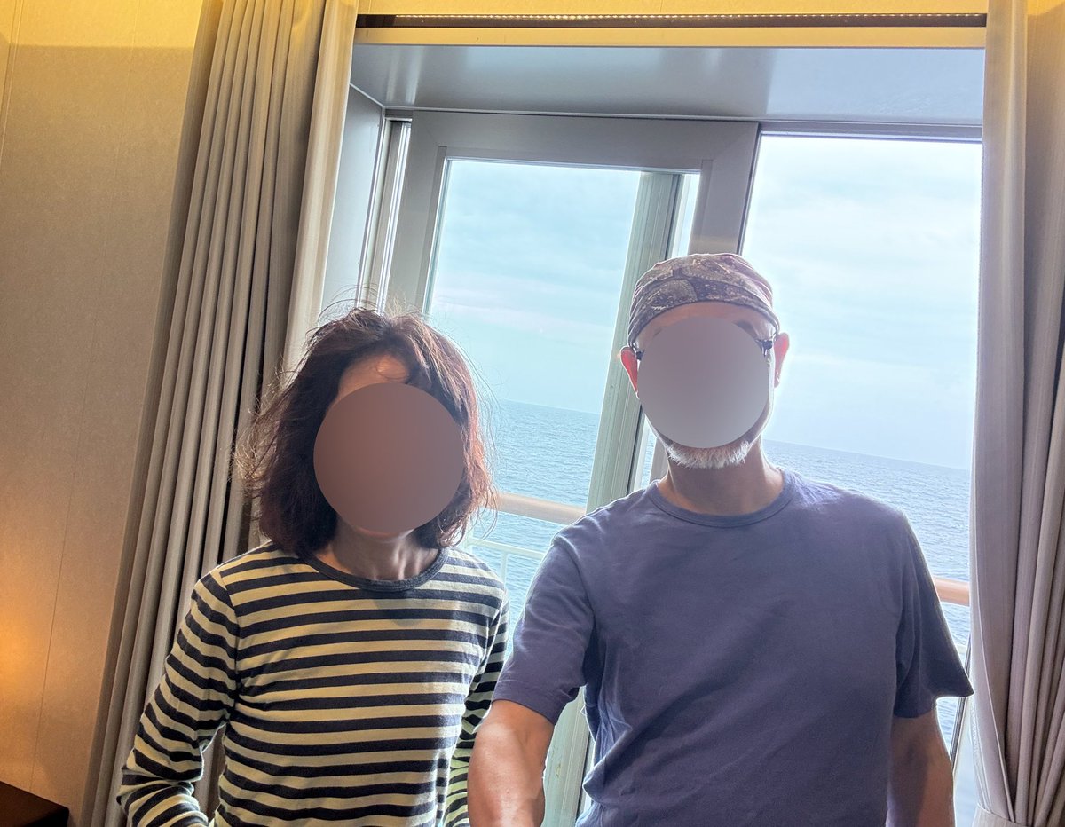 doimori's tweet photo. 新門司港深夜発横須賀行きの東京九州フェリーで無事帰宅。
走行距離1300km程の銀婚式旅行でした。
念願だったコペンでしまなみ海道ドライブを楽しむことが出来たしカミさんに感謝です❣️ https://t.co/nyZwgTcdcp