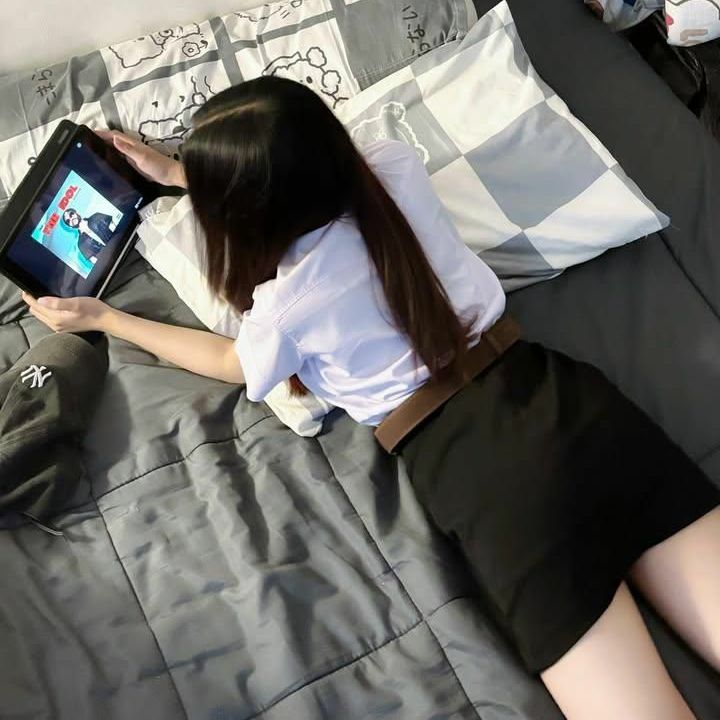 หลังหอมีเรื่อง tweet media