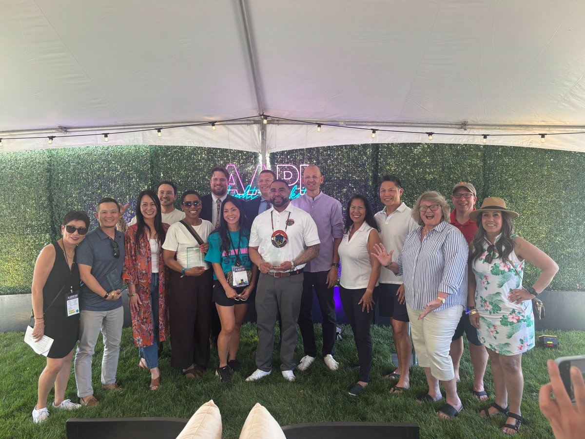 MayorMcCarty's tweet photo. Congratulations to this year’s awardees at the AAPI Night Market @SACCTEAM where we celebrated the cultures, businesses &amp; communities that make Sacramento vibrant. 🎉

Events like these activate public spaces, support local businesses &amp; help strengthen our growing economy. 📊 https://t.co/F5XHzieAQQ