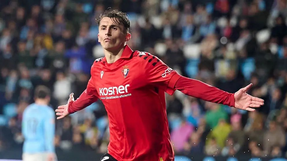 christianyv_am's tweet photo. Que es Osasuna? Osasuna es:

LUCHA
AMOR
FUERZA
RESISTENCIA
HUMILDAD
VALENTÍA 
RESILIENCIA
LOCURA
FAMILIA
UNIÓN 

Osasuna es más que un CLUB. Es un club que representa unos VALORES muy importantes en esta vida. 

Por todo eso y más, este sábado OSASUNA se salvará♥️💙 #Osasuna https://t.co/vF8ggMtrQx