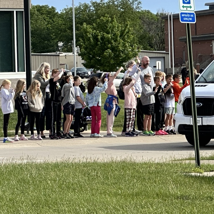 SolonCSD's tweet photo. SIS enjoy a fun little send off for our State Track team today!! Go, Spartans!! https://t.co/kO0tSUJ3ta