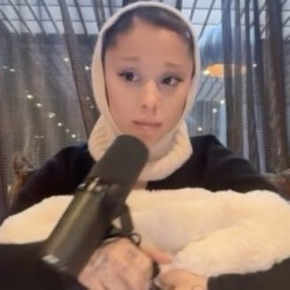 TheGrandeTop10 ꕤ tweet media