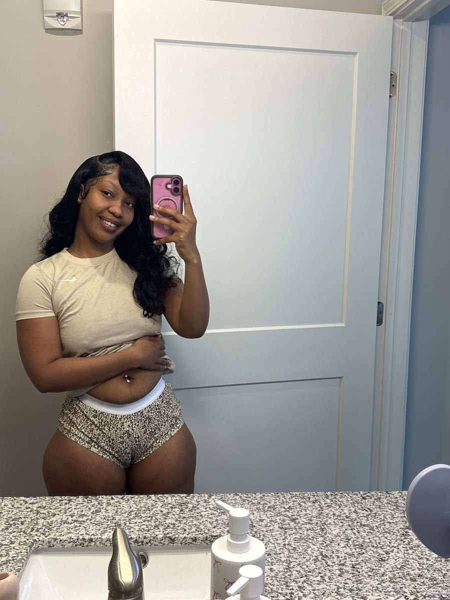 ms nicole 🦋 tweet media