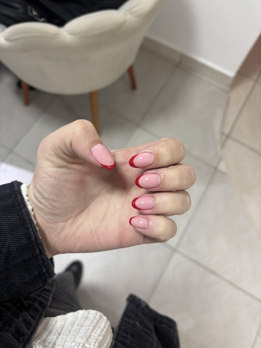Junqueira vai ver o BTS ✨ tweet media