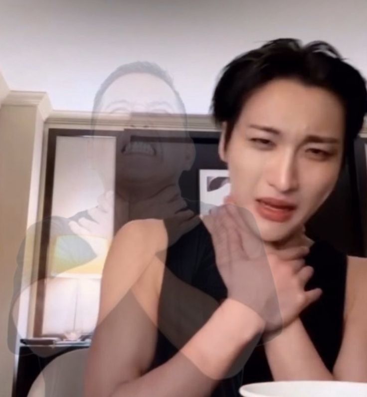왼영 tweet media