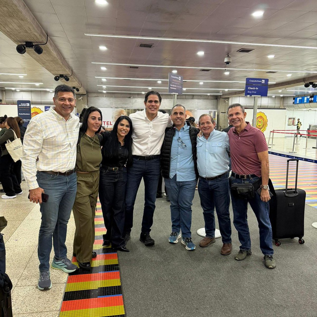 PLOMO PAREJO - OFICIAL tweet media