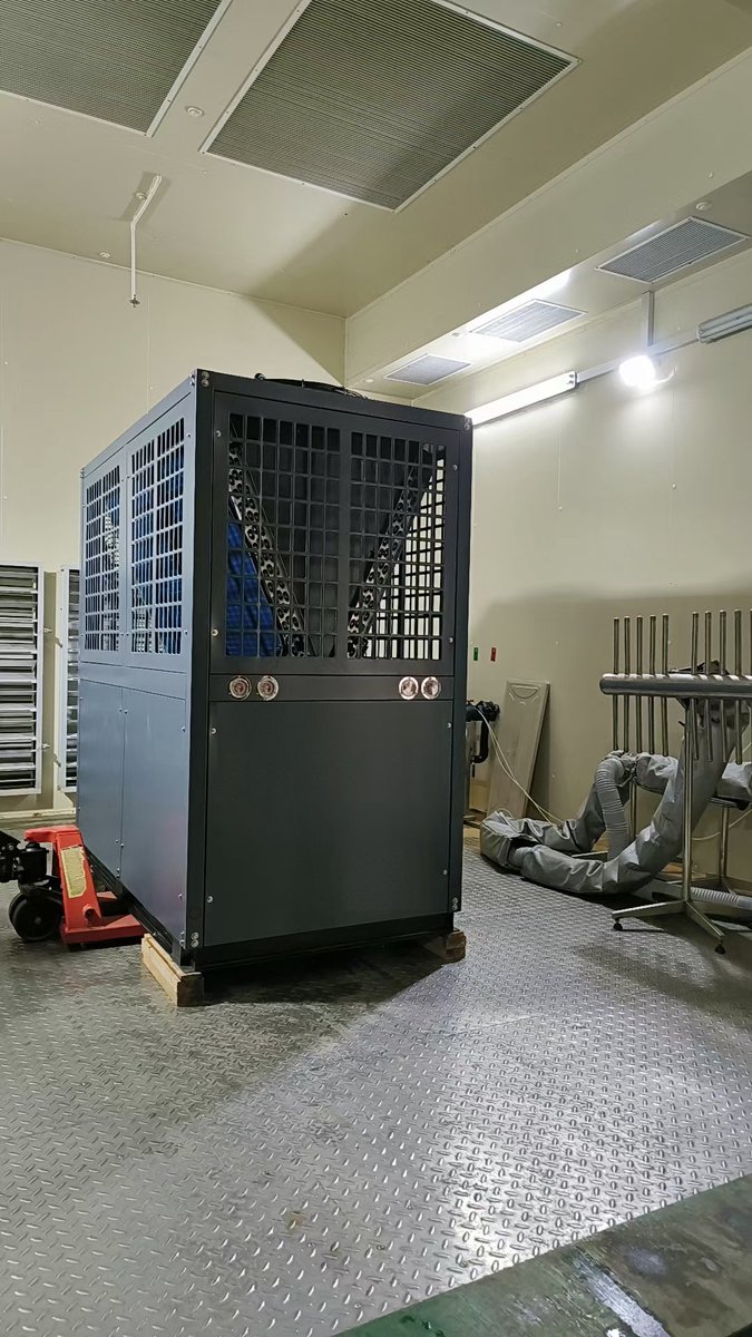 HeatPumpJoseph's tweet photo. Every heat pump needs to be tested before leaving the factory to ensure the quality of the product and let customers buy with confidence. 
The test content includes: test whether the compressor is running forward or reverse, test whether the fan is running forward or reverse, https://t.co/DOZlvFHnT1