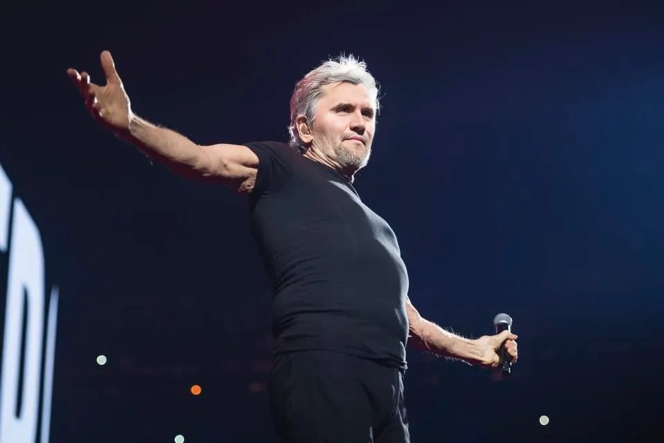 ThePolygoneer's tweet photo. @rogerwaters The Gooner’s Dream https://t.co/UgmtZ6GHD2