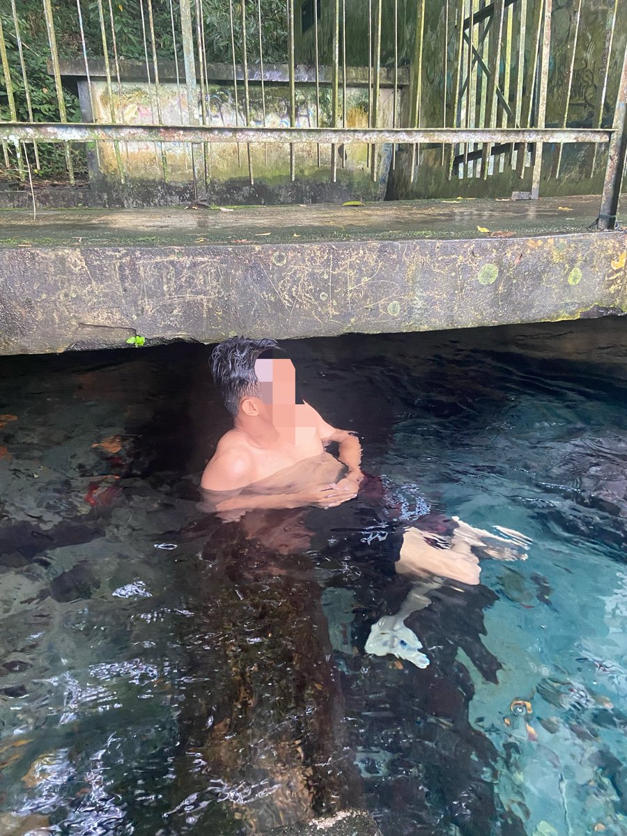 adaja1600's tweet photo. Rencana mau Gym di Areafit Timoho

Pleas infoin siapa yang bisa ajarin untuk pemula ini🤏🏻

#jogjaboys #gym https://t.co/Jt39pfL4dl
