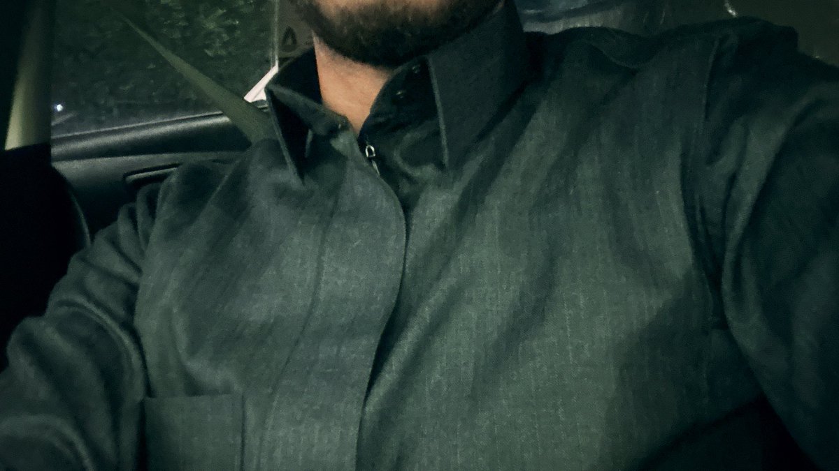 المُوارِي tweet media
