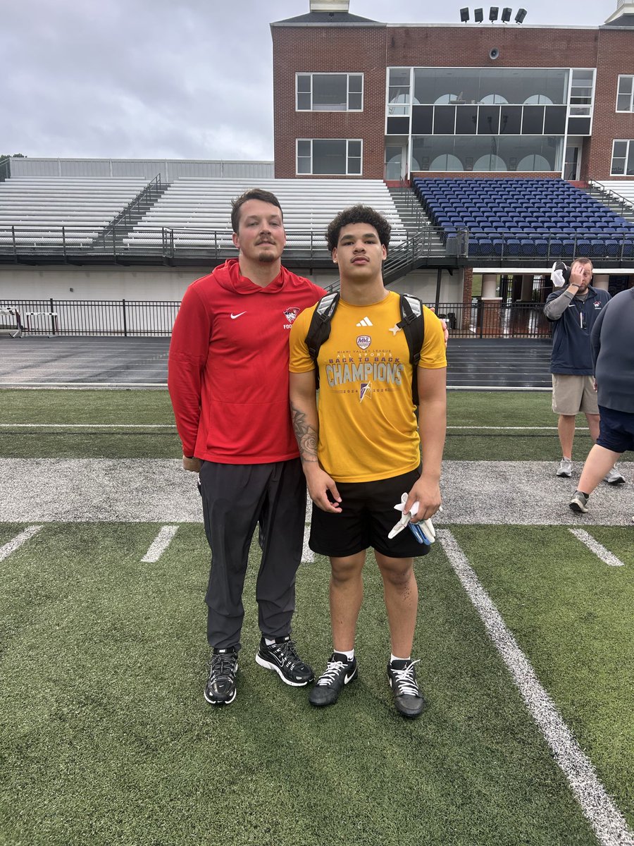 Kaidenlockley2's tweet photo. Thankyou  @CoachStatonUC and @bama_walker @UCPatriotFball for an exciting camp day blessed to be able to compete can’t wait to be back on campus. https://t.co/4gHlpD9714