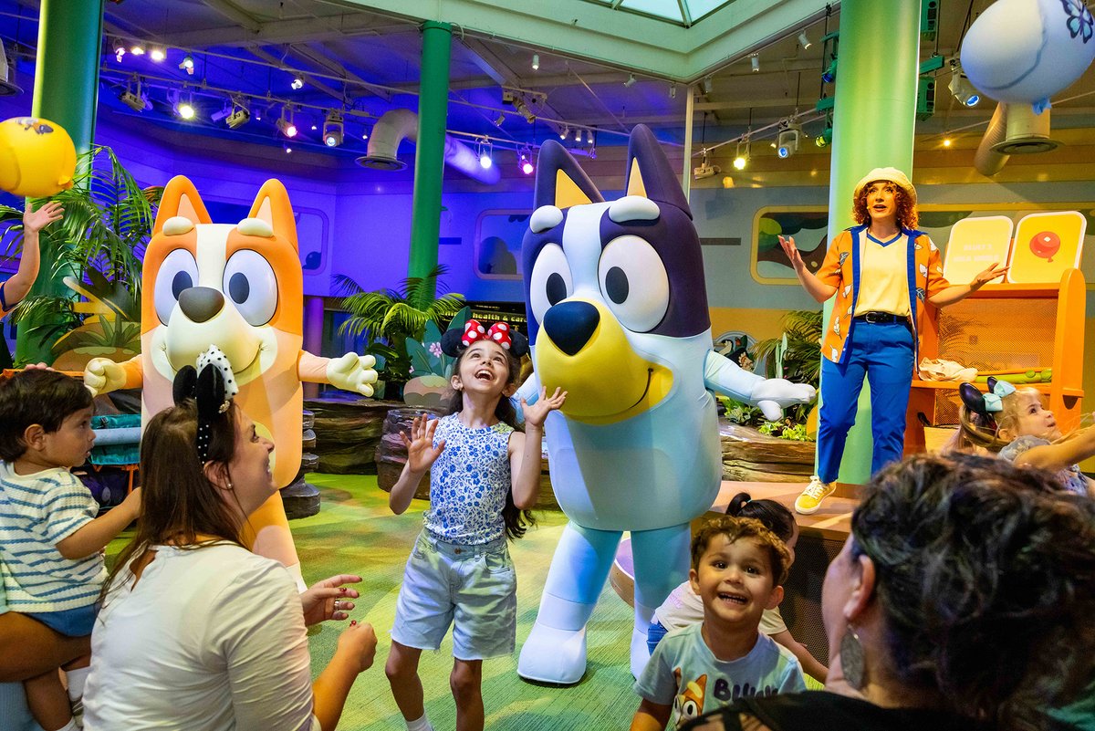 Disney Parks tweet media