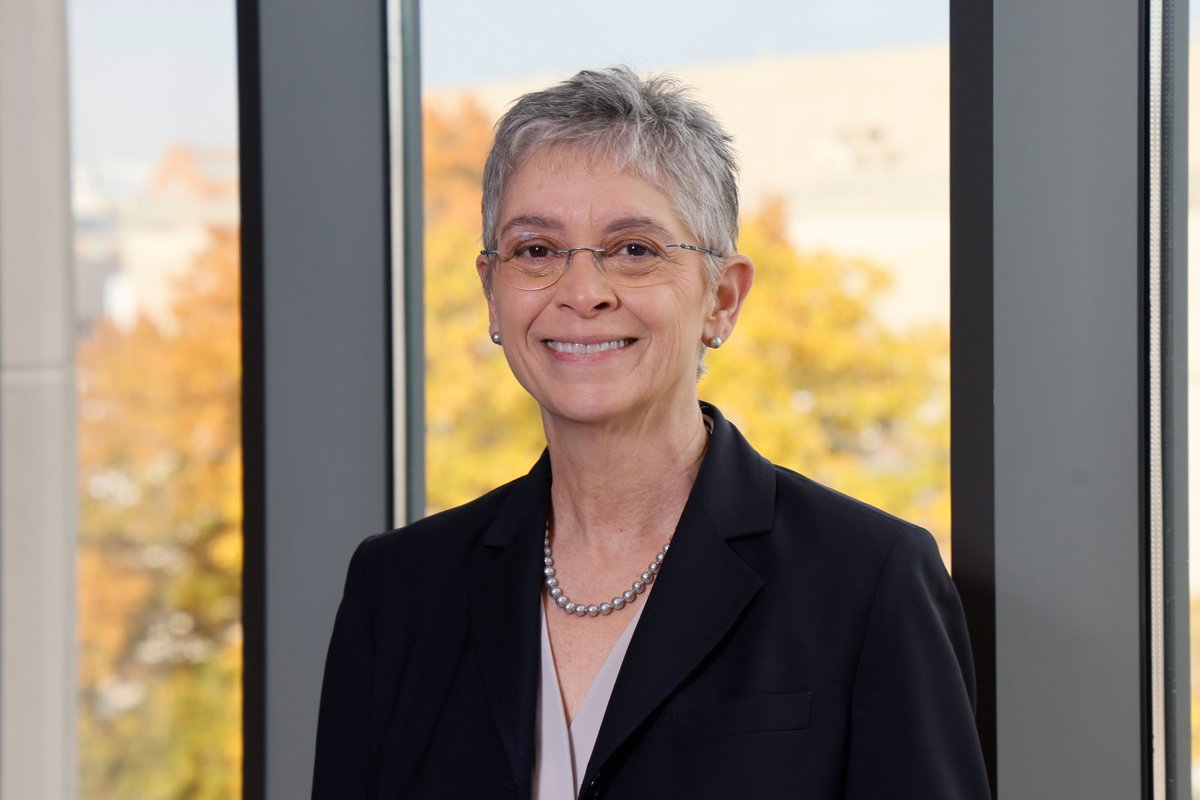 UMNresearch's tweet photo. Dr. Cynthia Carnes will join the University of Minnesota as vice president for research and innovation beginning July 31, pending Board of Regents approval. Read more: https://t.co/Ec4Z7Bmvm7 https://t.co/XCN4Unmu3k