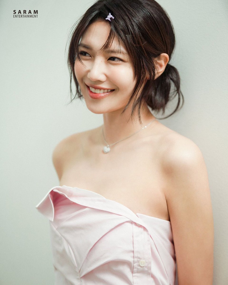 daily sooyoung tweet media