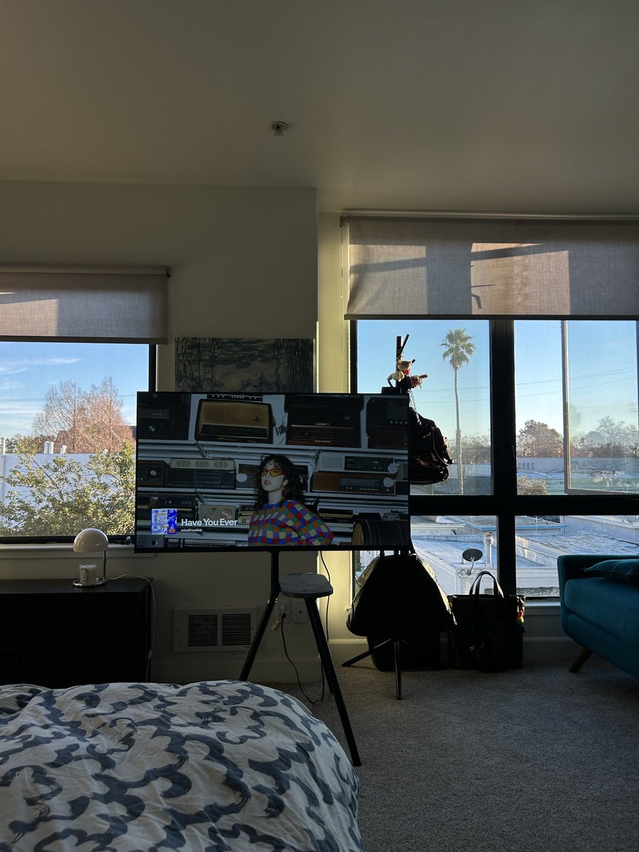 pelmosiq's tweet photo. อินแคลิฟอร์เนียมากๆ (โดยเฉพาะ Bay Area / San Francisco) แบบ อากาศดี แดดดีมากๆๆๆ คนสนุก ร้านอาหารน่าสนใจ เมืองไม่แออัด ละเมืองมีทั้งโซนเมือง โซนป่า อยากจะเดิน hike เบาๆ ก็มีให้เดิน คือมันดีจังวะ https://t.co/XB92hD5TaO