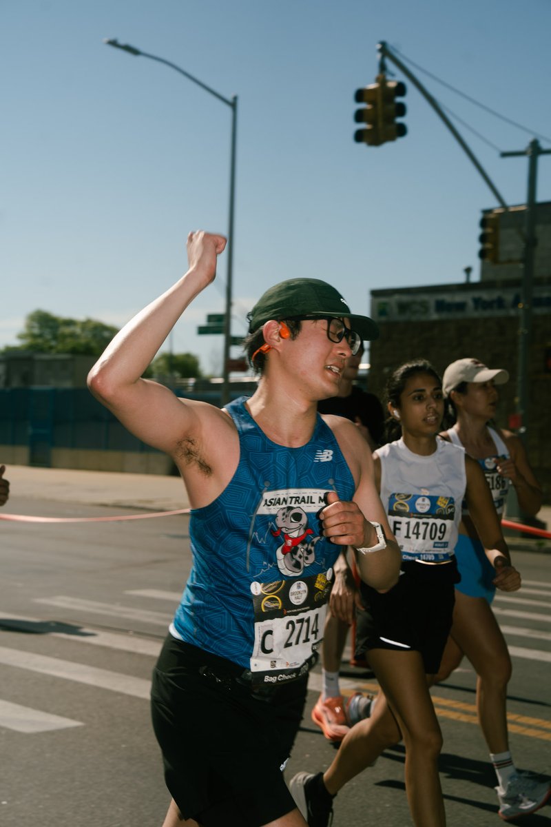 ShokzUSA's tweet photo. Brooklyn, that was something else! #BrooklynHalf
Huge thanks to Asian Trail Mix and every runner who showed up for the 2026 RBC Brooklyn Half. 13.1 miles of good energy, good people, and open-ear running through the city.
Until the next start line π§‘ https://t.co/ASnfZTLZZX