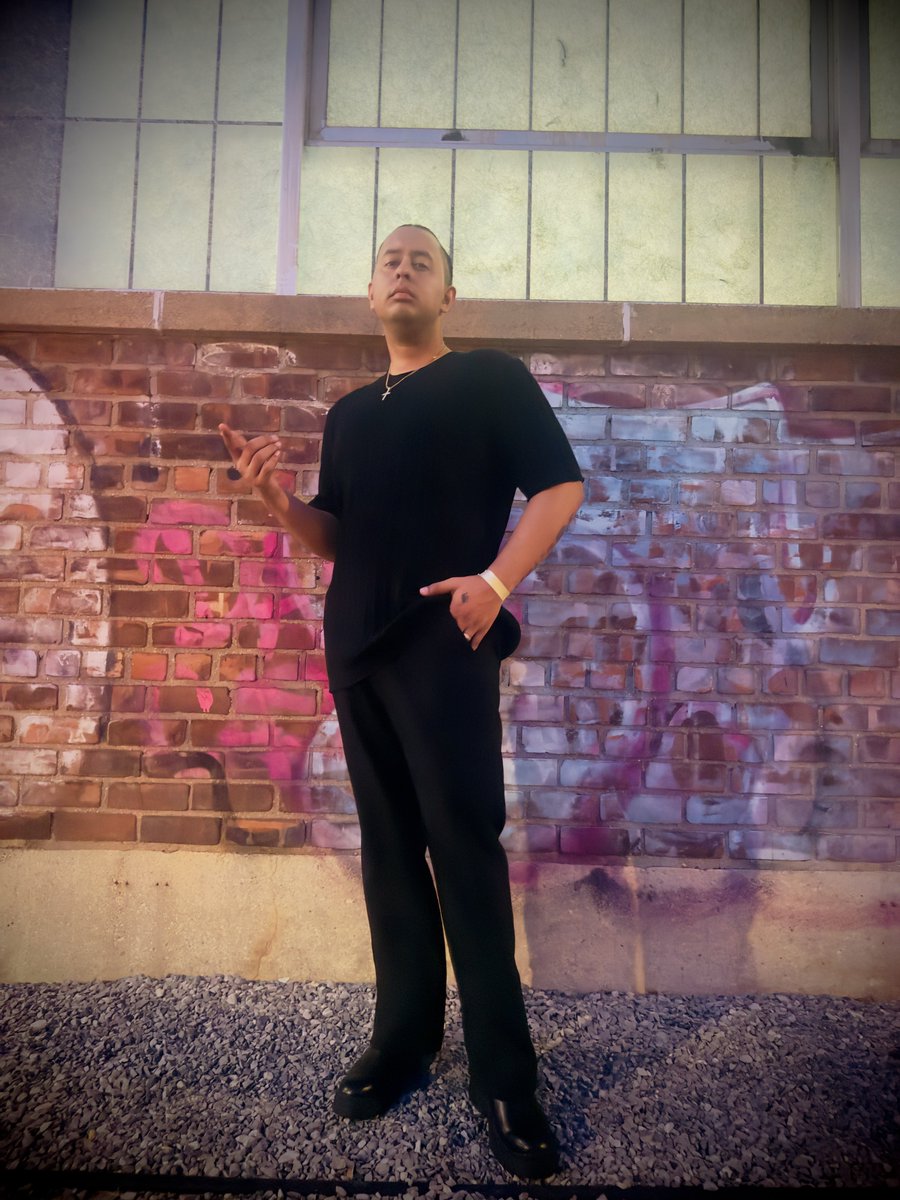 DueyMeza's tweet photo. HOME 🗽
•
#DueyMeza #Ikigai #FueraDeControl #NYC #Telemundo https://t.co/vBH6OGKZL6