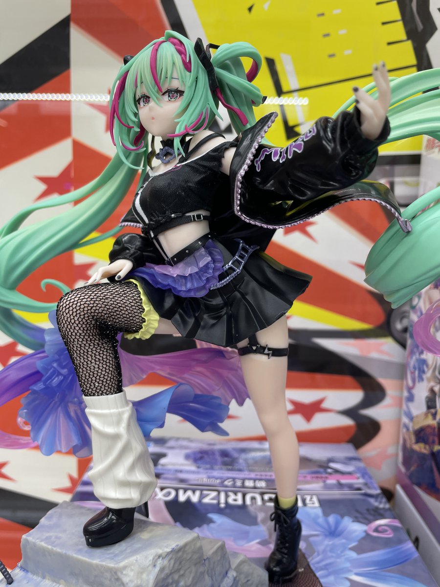 景品入荷情報～ ・初音ミクシリーズ FIGURIZMα “初音ミク” -Punk