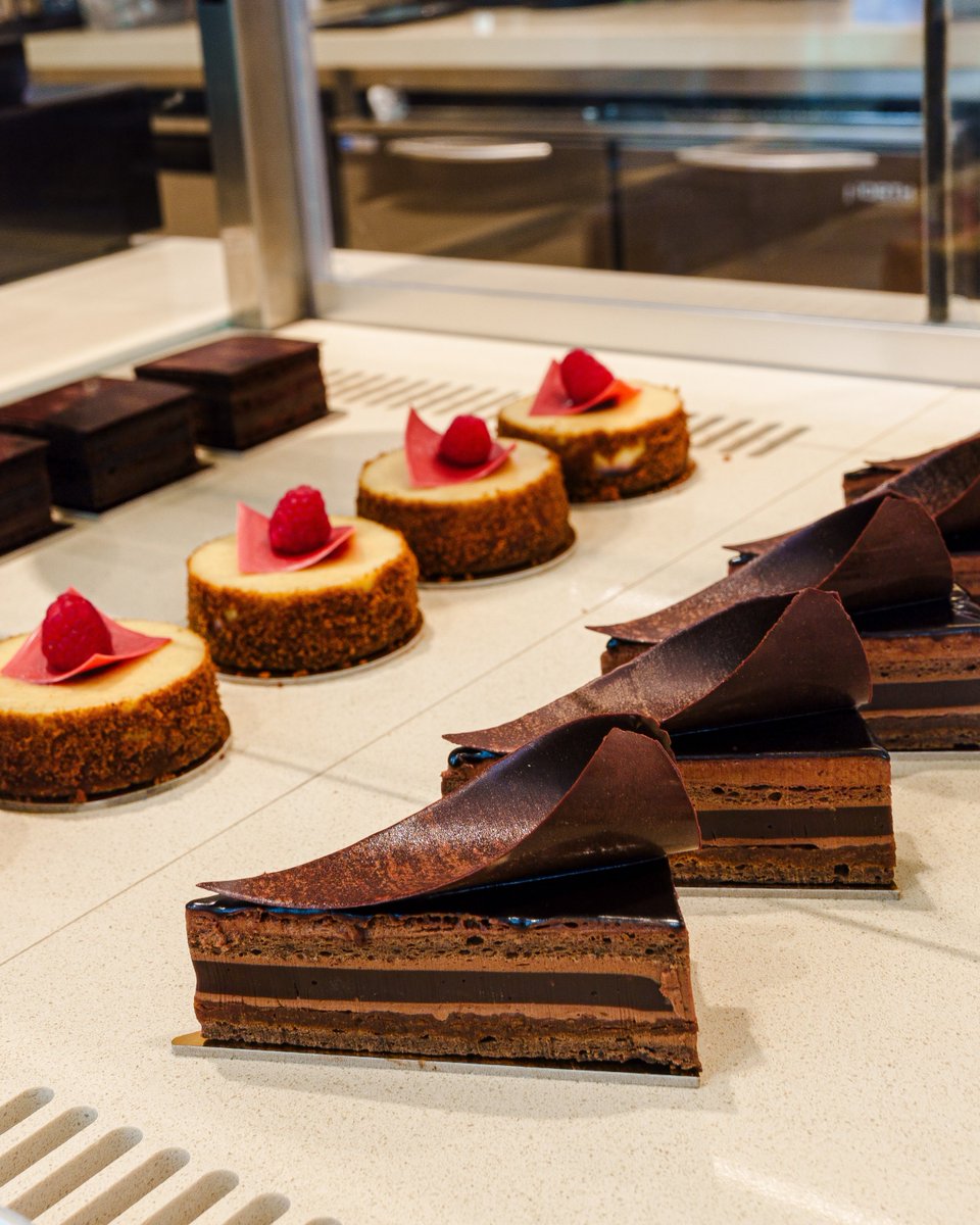 Dubai Airports tweet media