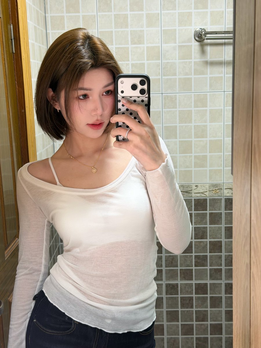 HeyHoselin's tweet photo. 單身的按下❤️
我看下還有多少人跟我一樣是單身 https://t.co/0q4IdDMInH