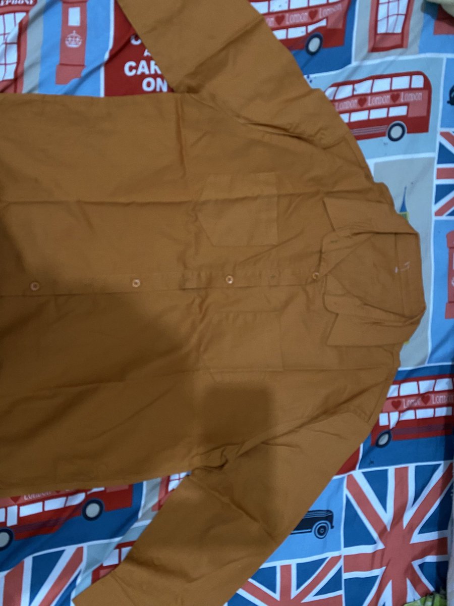 wonsgraphy's tweet photo. Wts bisa oren
 - Kemeja heyplain ukuran s, baru beli tp kegedean 100 aja harga normal 129
- Kemeja oren preloved 35k
- Kemeja pink dan biru size L brand di mississippi, gapernah aku pake cuma aku coba sekali, harga asli 195 aku jual 100 each nya 

Bisa nego dom surabaya https://t.co/WU6zQv0pns