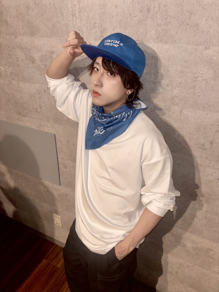 Asahidayonyon25's tweet photo. おはようございます!
#酒バン 本日夜!
18:00~START‼️
#BIGTIMECREW は19:20頃から!🕺
物販も豊富!ぜひ覗いてねん!
お酒も飲んじゃってバイブス上げまくりましょー!🙌🙌🙌
飛び込みでもOK
行けるぞってなったら来てね!
お待ちしております!🤭
👇🏻🎫 .·🥃🧢🤍
https://t.co/ggxVJMj2fr https://t.co/udnApqkVWe