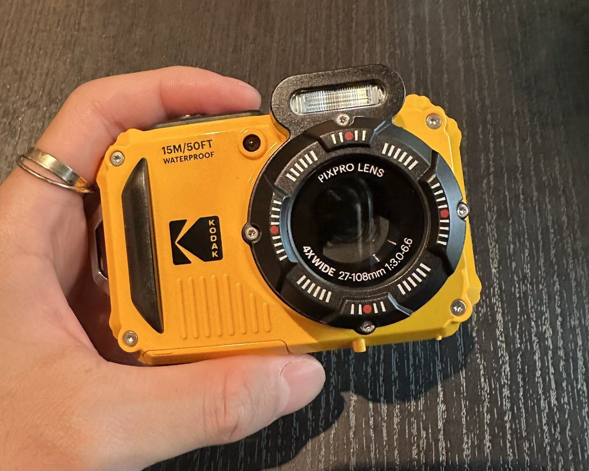 kag_39's tweet photo. 新しいデジカメ買っちゃった https://t.co/l7uGwPdKc7