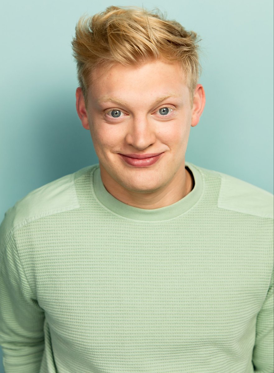 Alter tweet media