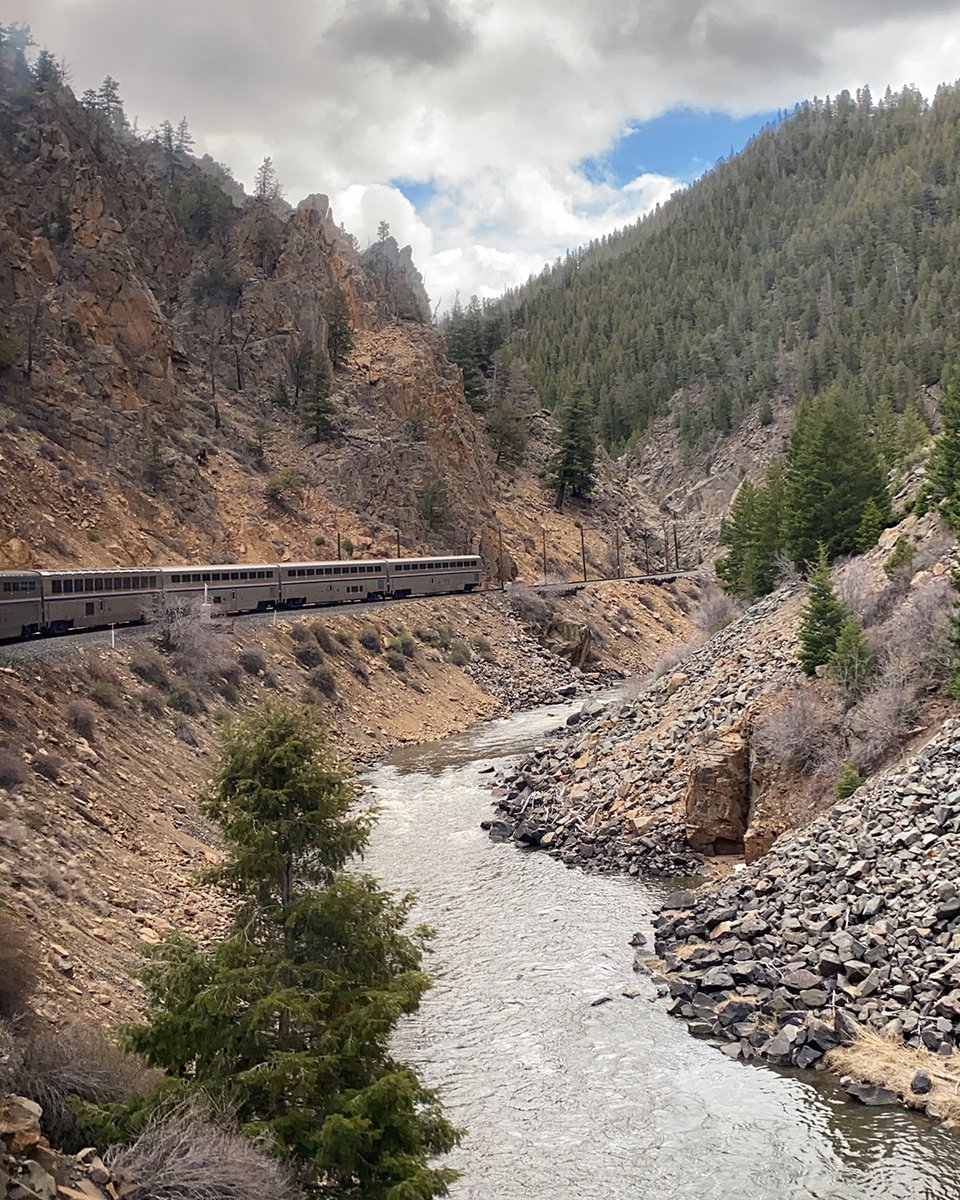 Amtrak tweet media