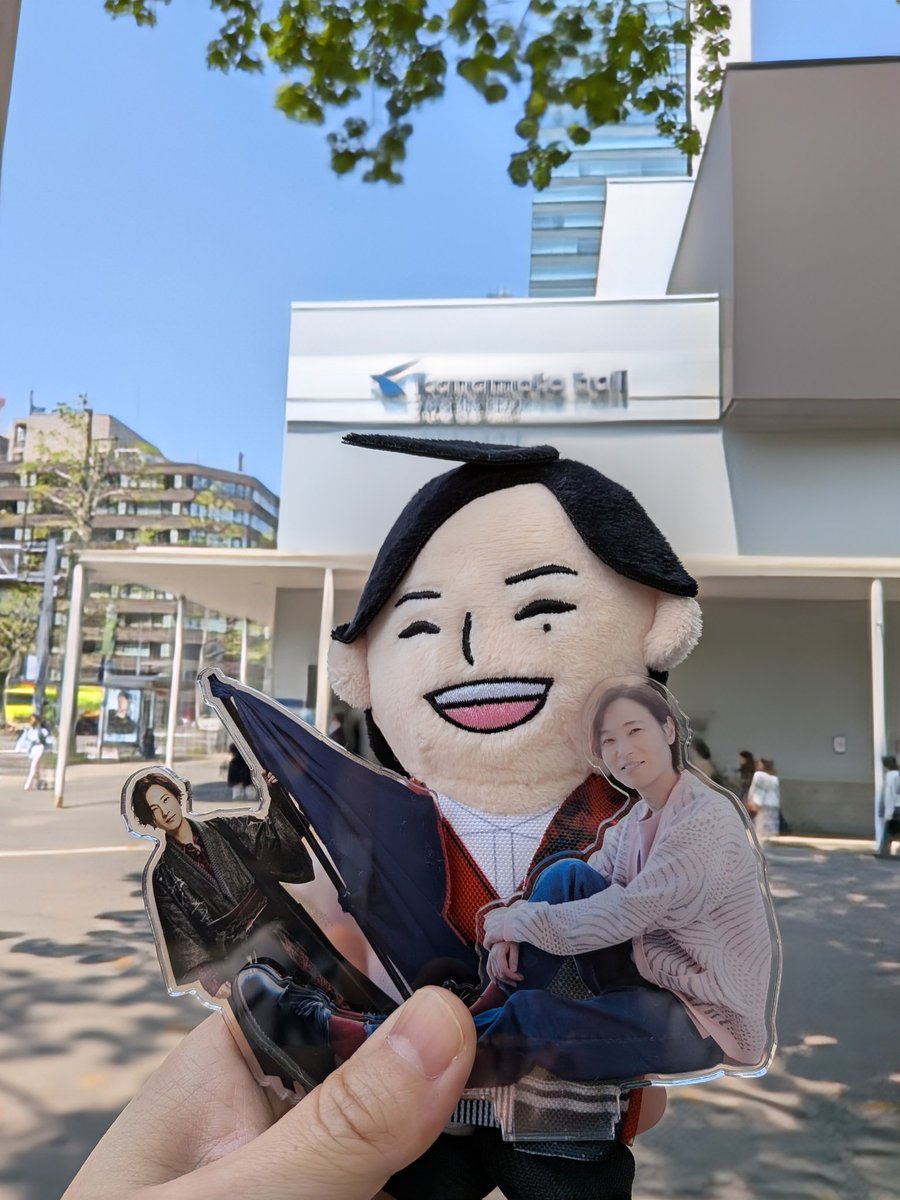 cue0106's tweet photo. 今日もここ！
山内惠介さんのコンサート2日目お邪魔いたします！
トラック逆サイド撮れました！
そして、闇にご用心のぬいも買えました😊 https://t.co/DRv9oG3dWE