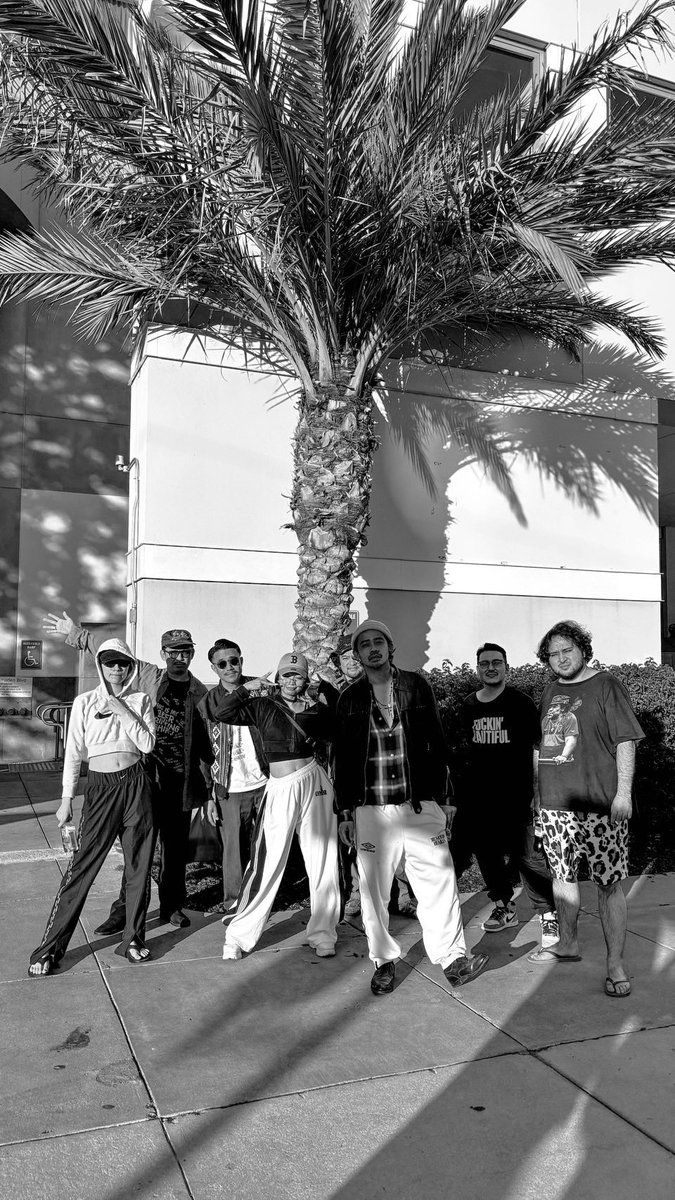 ALI_MUSIC_DANCE's tweet photo. 今回は無事に全員辿りつきました!!!
Everyone has safely arrived in San Francisco, USA!!!! We’re really looking forward to the live show on May 23rd.

https://t.co/8VpVmaXPei

#ALIMUSIC https://t.co/bSTSIAv6TT