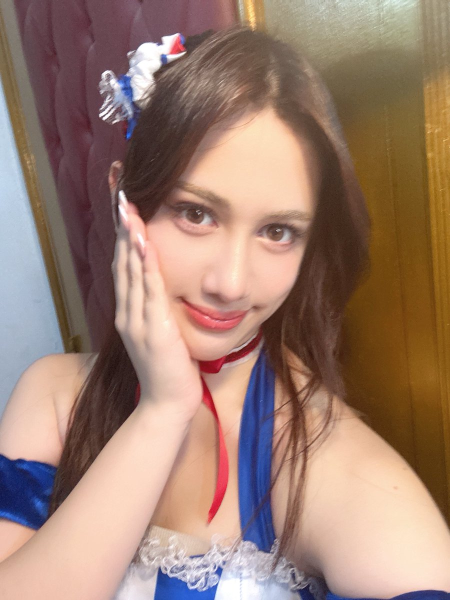 Chelsea Davina tweet media