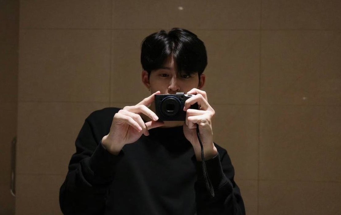 𝒄𝒆𝒍 tweet media