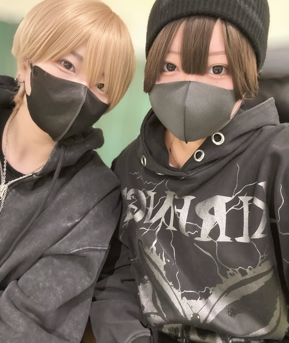 東雲 tweet media