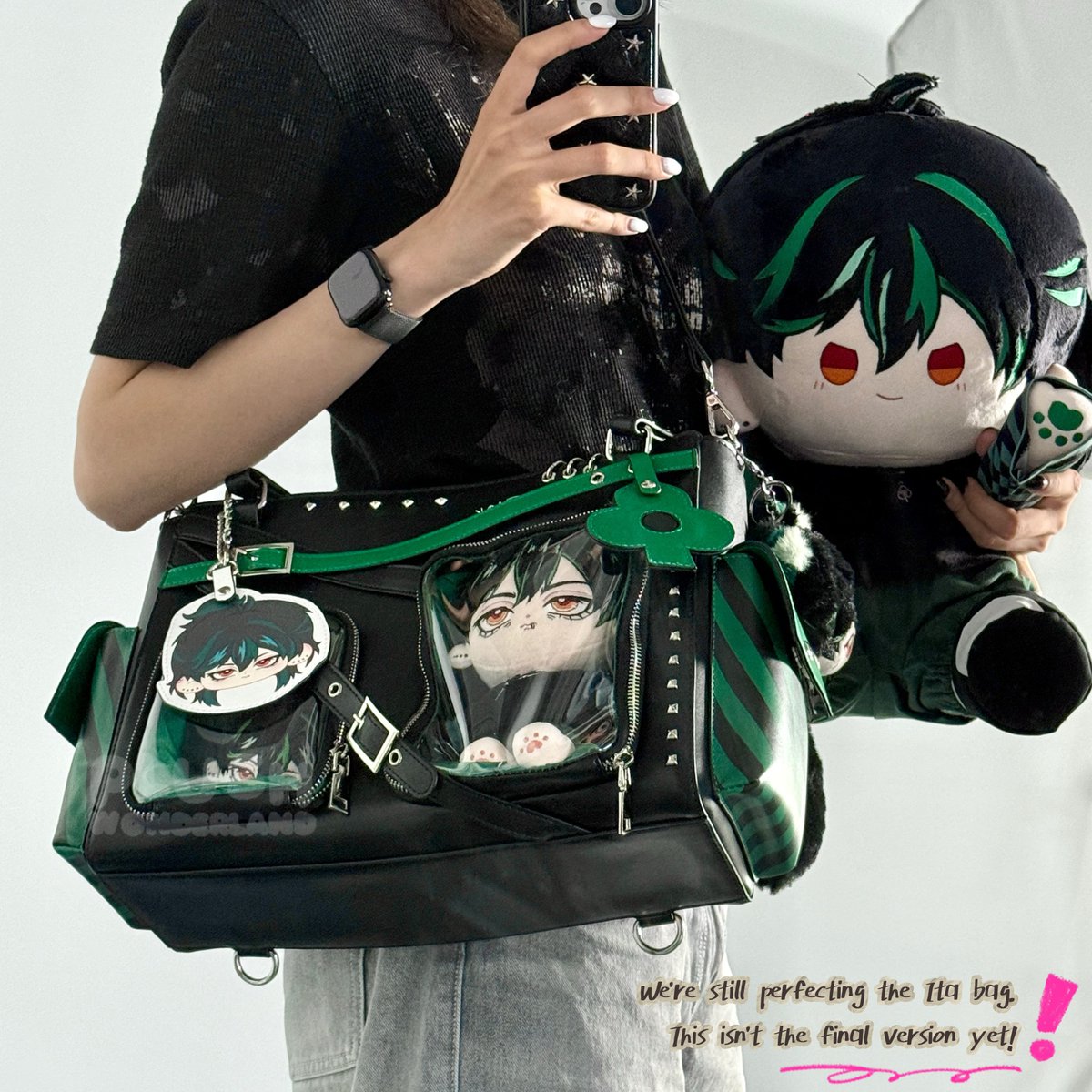 WonderlandPlush's tweet photo. 💚 New Sol itabag is here! 💚
Sol's signature green &amp; metallic itabag!
Handheld, shoulder‑slung, or crossbody—take your little Sols anywhere!✨😎

🚨 PRESALE LIVE! 🛒: https://t.co/YK3hlZomc4
#thekidattheback #solivan #itabag #sol #tkatb https://t.co/h89W6VtQOP