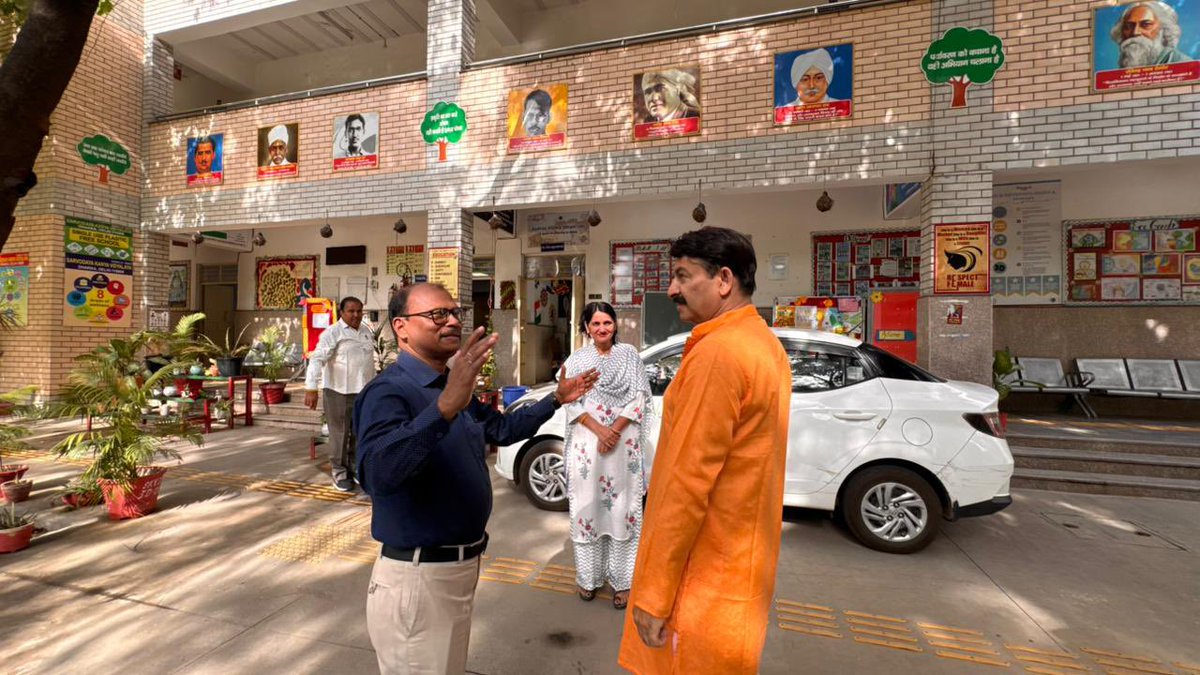 Manoj Tiwari tweet media