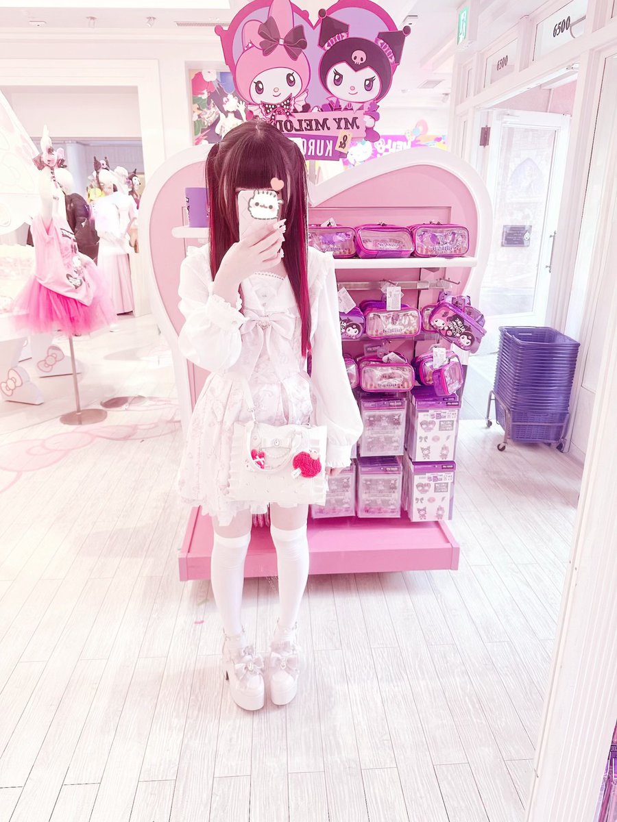 ♡ tweet media