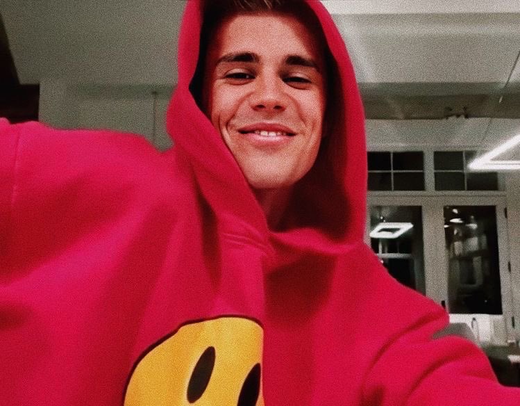 justin bieber gallery tweet media