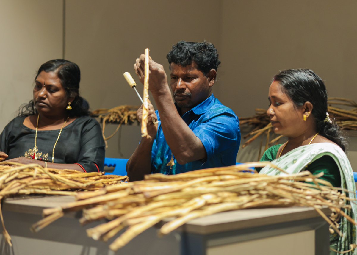 MissionKer73624's tweet photo. The #CapacityBuilding Training Programme on Sustainable Product Development Using #WaterHyacinth witnessed another engaging day of innovation, learning &amp; hands-on experience for SC/ST Fishers &amp; Allied Workers.

#SustainableInnovation #FutureKeralaMission #JAINUniversityKochi https://t.co/cSb3hVKGG8