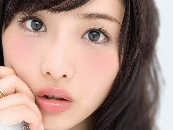 mason_trac3188's tweet photo. この術後の目かわいい。
整形しましたって感じじゃなくて、元から目がまん丸で可愛い人でしたみたいな自然さがある。
くりっとしてるのに不自然に開きすぎてなくて、目の形が石原さとみっぽい…🥹 https://t.co/nLxUkVLWws