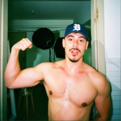 gambitfer's tweet photo. #NovaFotoDePerfil https://t.co/Iovm5XLVZA