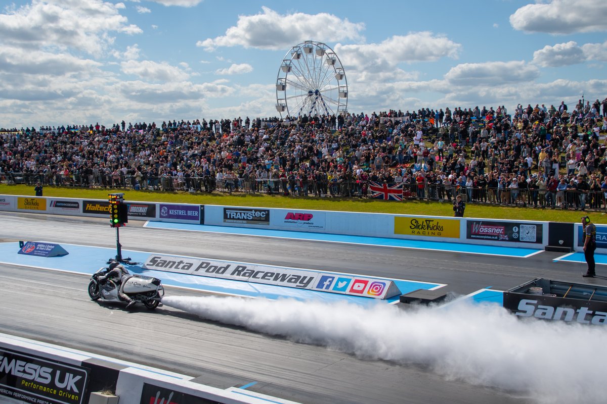 Santa Pod Raceway tweet media